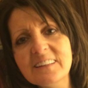 Meet your Posher, Suzanne